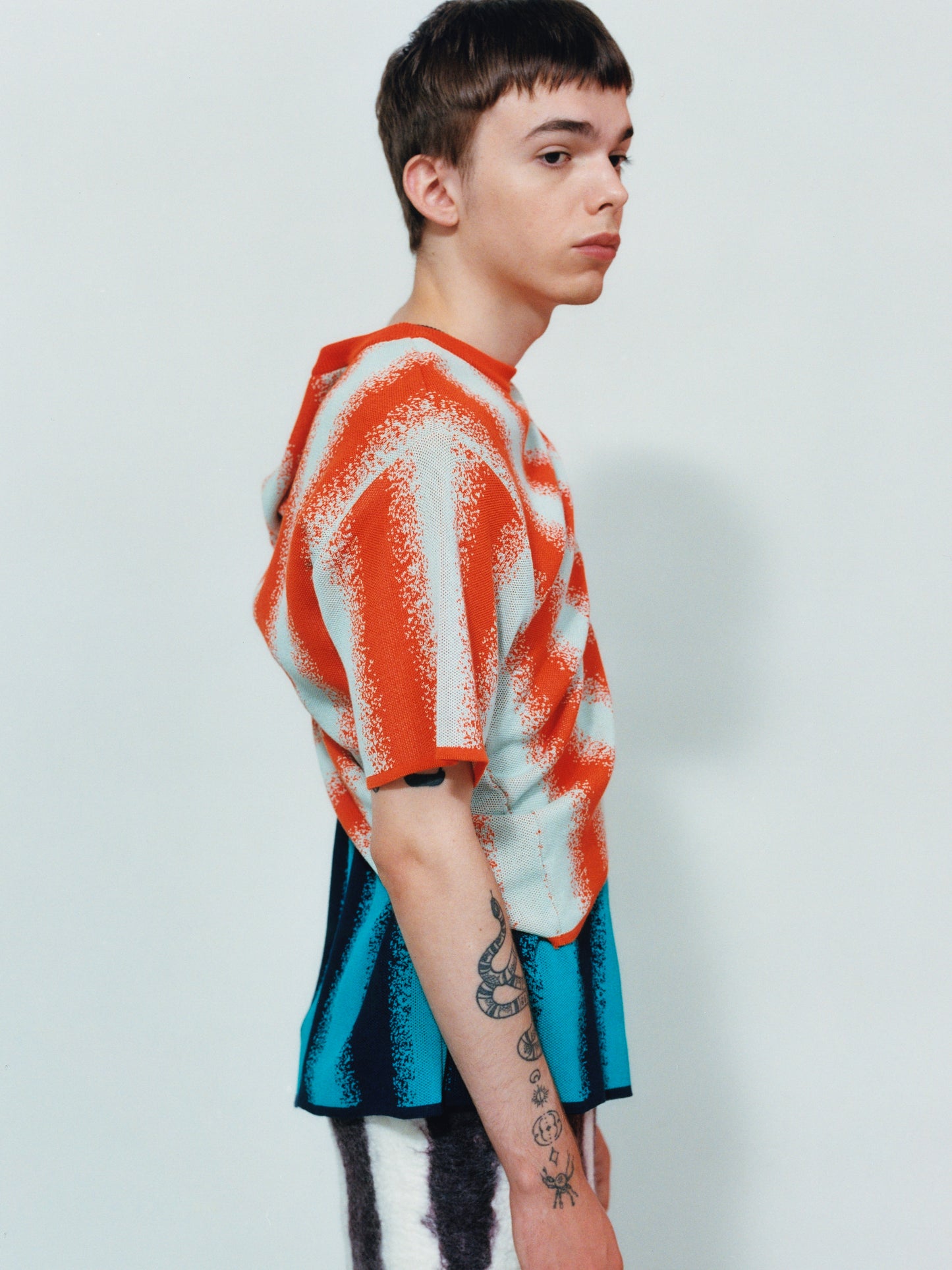 SPRAY STRIPE T - BLOOD ORANGE MINT