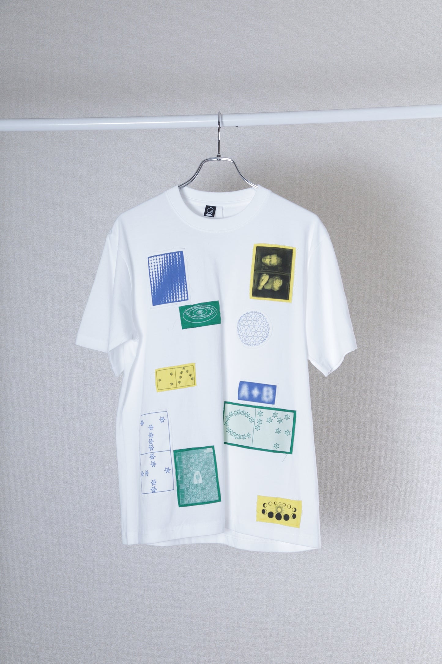 patch T-shirts - white